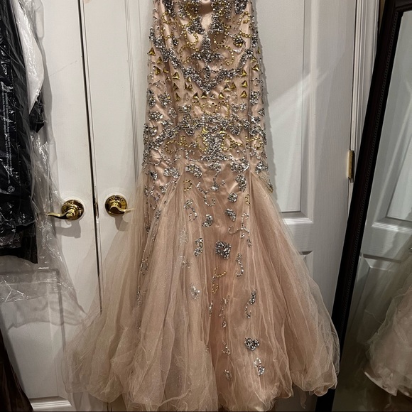 Jovani size 8 gown - Picture 2 of 4